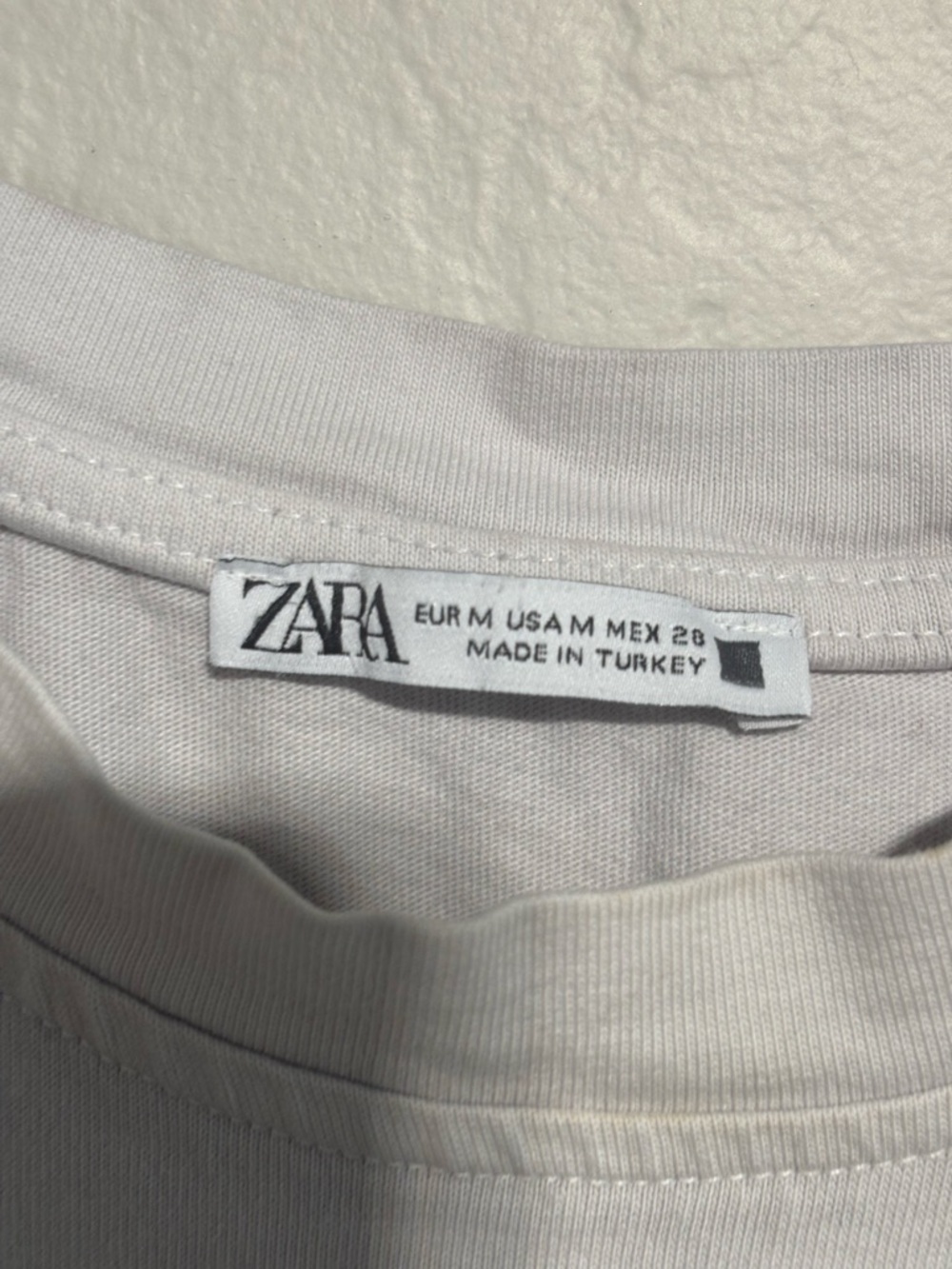 Zara White Crewneck Tee - Picture 5 of 5